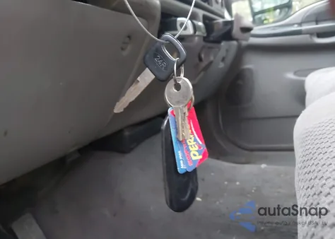 2001 Ford F-350 Lariat/Xl/Xlt z USA, uszkodzony, nr VIN 1FTSW31F11EB25024